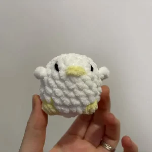Mini poussin blanc en crochet