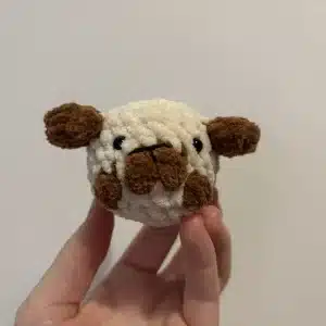 Chiot en crochet beige et marron