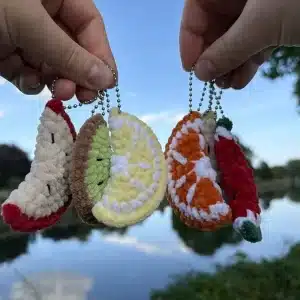 Porte-clés fruits en crochet