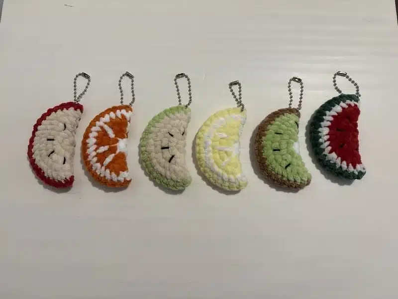 Porte-clés fruits en crochet