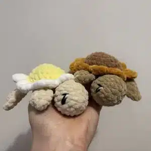 Tortues fleurs marguerite et tournesol en crochet